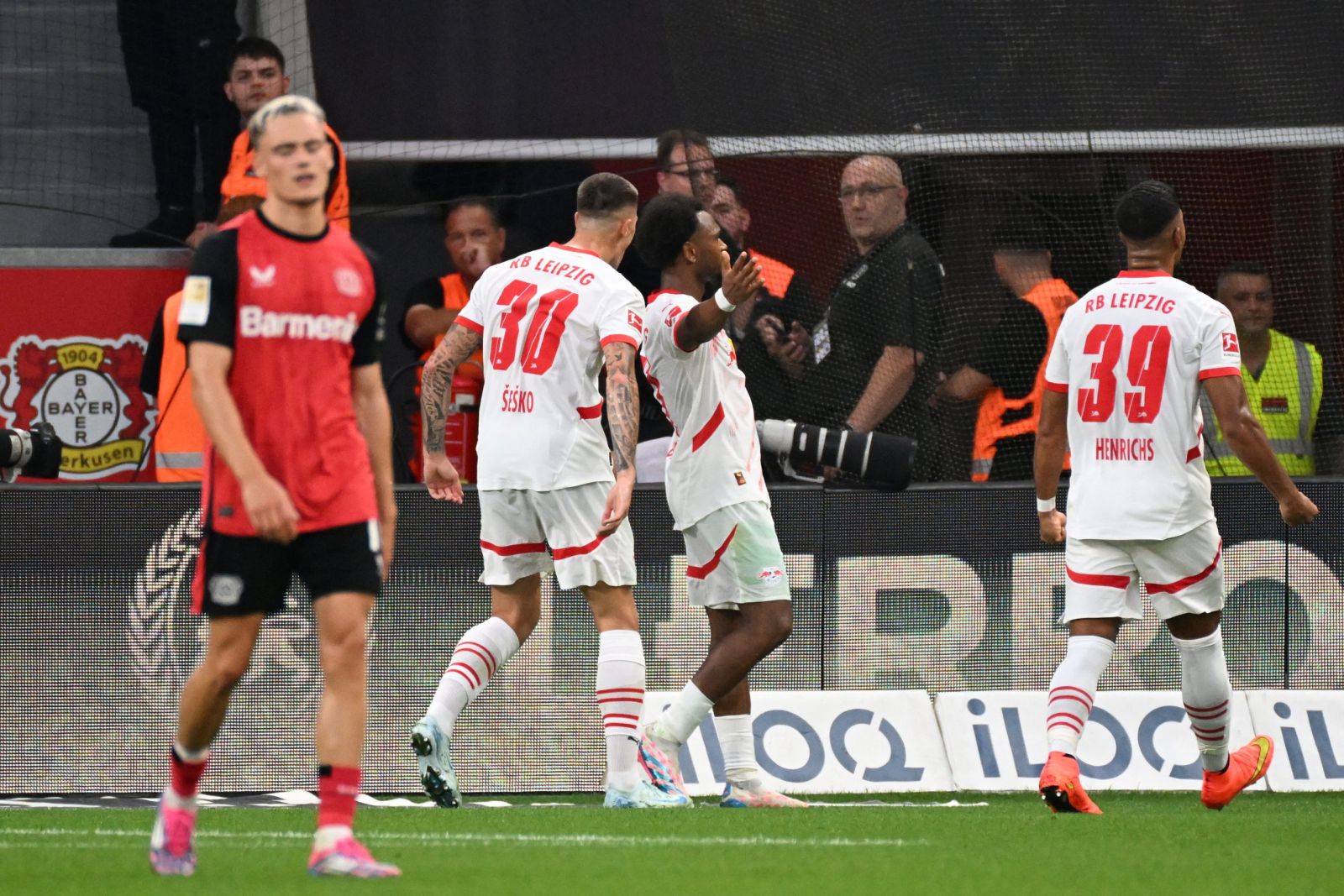 WATCH VIDEO Highlights Bayer Leverkusen 2-3 RB Leipzig 2024.08.31 Không còn như xưa, Video highlights Bayer Leverkusen 2-3 RB Leipzig, Clip Bayer Leverkusen 2-3 RB Leipzig all goals highlights, See live result Bayer Leverkusen 2-3 RB Leipzig, Clip bàn thắng Bayer Leverkusen 2-3 RB Leipzig, Video trận đấu Bayer Leverkusen 2-3 RB Leipzig, Bayer Leverkusen Full Goals Highlight, RB Leipzig Full Goals Highlight, Bundesliga Full Goals Highlight, Full highlights Playoff Bundesliga, Clip bóng đá ngoại hạng Đức, Clip bóng đá Đức, Clip kết quả bóng đá Đức hôm nay