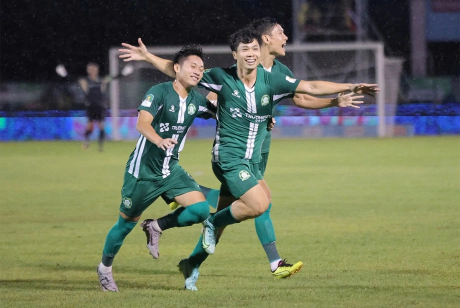 Trường Tươi Bình Phước 2-0 Đồng Tháp (2025.04.26) Công Phương sút phạt THẦN SẦU