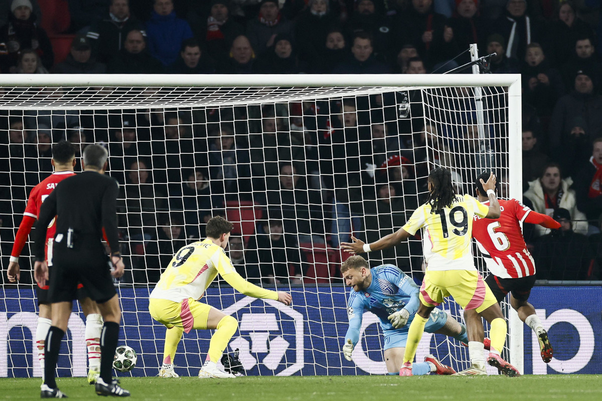 PSV Eindhoven 3-1 Juventus (Champions League) 2025.02.19 Juve bị loại đầy cay đắng