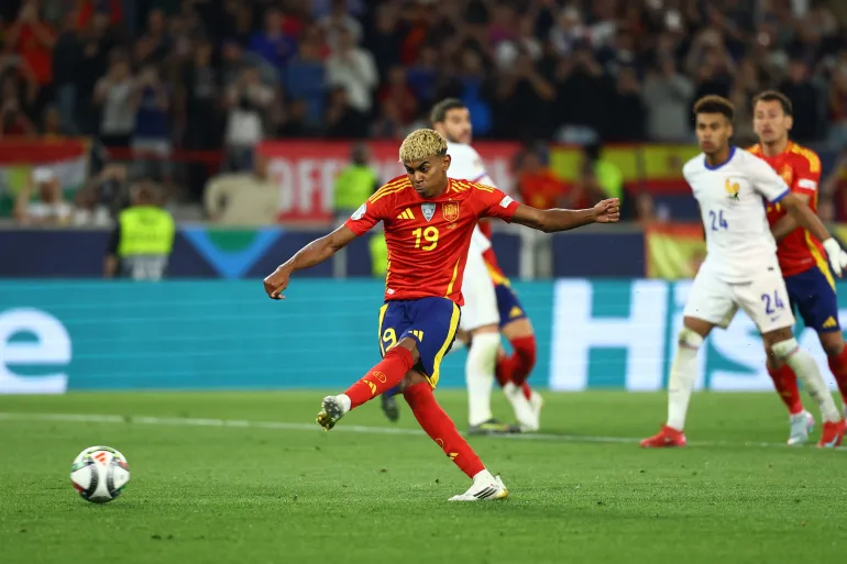 Spain 5-4 France (Nations League) 2025.06.05 Yamal lập cú đúp hẹn gặp Ronaldo ở chung kết