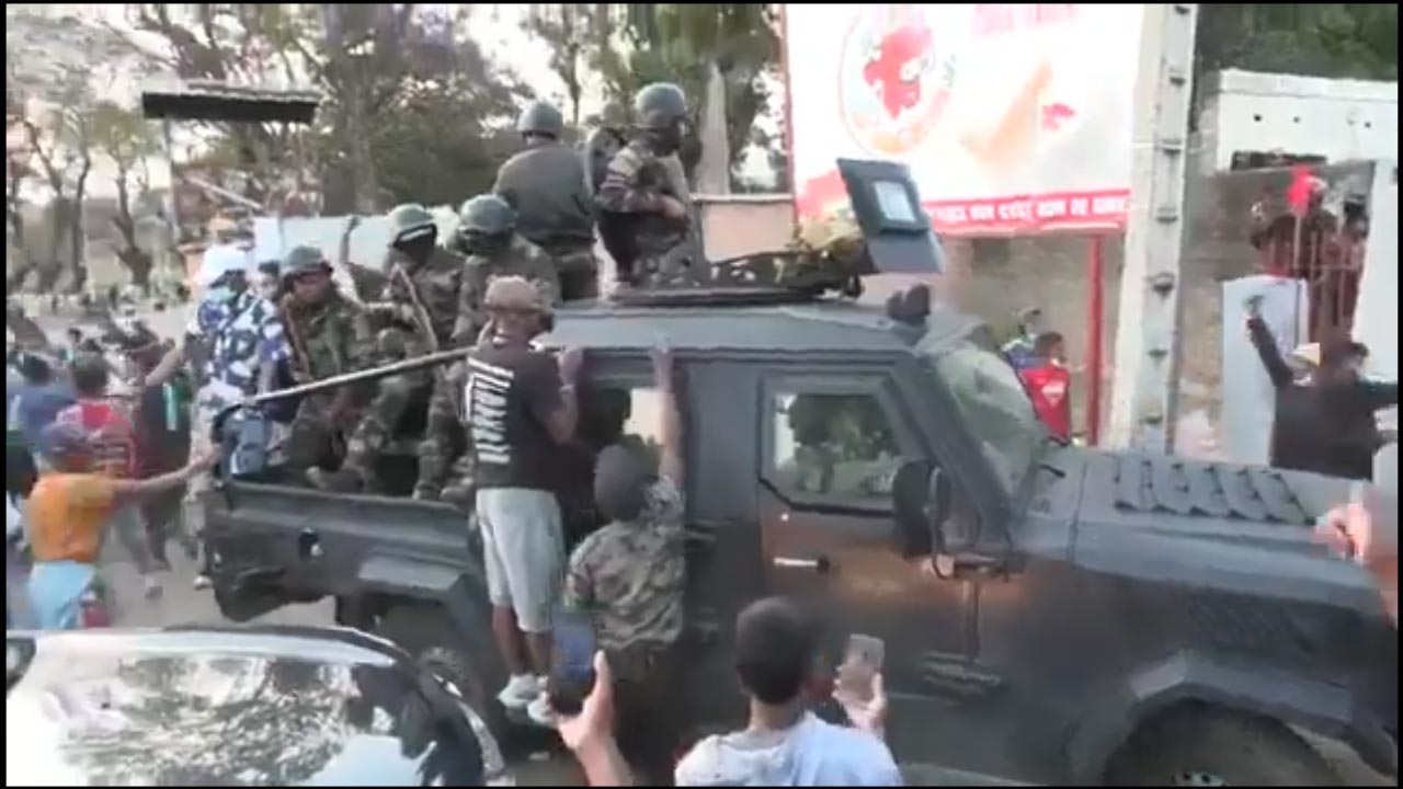 BREAKING VIDEO: The Madagascar government claims there is a coup attempt amid anti-government protests