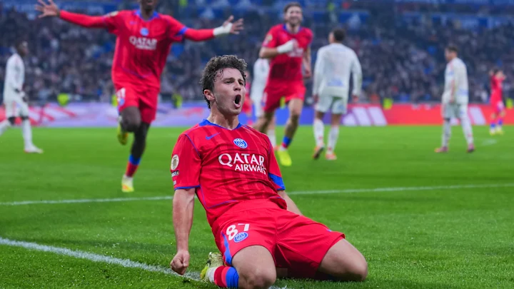 WATCH Lyon 2-3 Paris SG Full Extended Highlights & Goals 2025.11.09, Video Lyon 2-3 Paris SG Highlights, See video results Lyon vs Paris SG all goals, Olympique Lyonnais Full Goals Highlight, Lyon Full Goals Highlight, PSG Full Goals Highlight, Paris SG Full Goals Highlight, Ligue 1 Full Highlight, Kết quả bóng đá Pháp hôm nay, Clip bóng đá Pháp, Clip kết quả bóng đá Pháp, Result Football Today 2025-11-09, Kết quả bóng đá hôm nay 2025-11-09