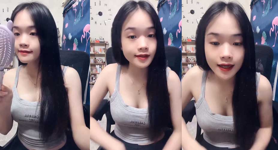Mặt học sinh nhưng em lại thích đóng phim người lớn...Clip gái xinh mới lớn tập tành live stream kiếm tiền mua iPhone. Mặt học sinh nhưng em lại thích đóng phim người lớn, Clip gái xinh mới lớn tập tành live stream kiếm tiền mua iPhone, Cuaa5k MMLive, Cuaa5k YYLive, Cuaa5k Bigo Live, Gái xinh mới lớn, Gái xinh Việt Nam mới lớn, Gái xinh mới lớn vạch áo khoe vếu căng tròn đẹp, Gái xinh mới lớn Việt Nam, Clip gái xinh show hàng