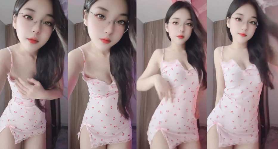 Clip gái xinh nhảy bigo live sexy đẹp nghiêng nước nghiêng thùng Clip gái xinh nhảy bigo live sexy đẹp nghiêng nước nghiêng thùng