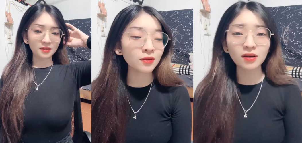 Clip Bé Yêu Beiu cực xinh kể chuyện mất trinh từ sớm Clip Bé Yêu Beiu cực xinh kể chuyện mất trinh từ sớm