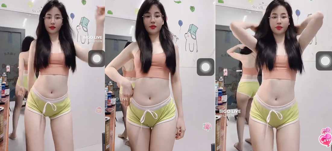 Clip gái xinh Đàm Ngọc Linh bigo live nhảy sexy dance