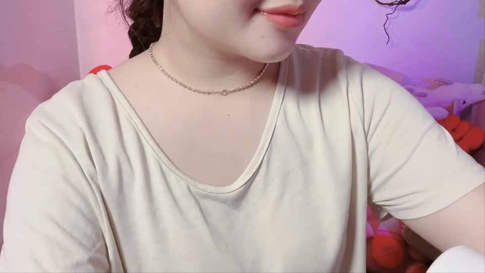 Bé Chinh Lee idol teen girl mới lớn tập tành Live App Sexy kiếm tiền