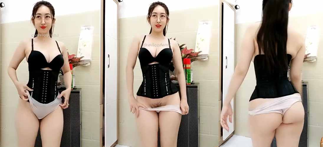 Clip hot chị đẹp Ái Ngọc MMLive stream lộ hàng quyến rũ gợi cảm