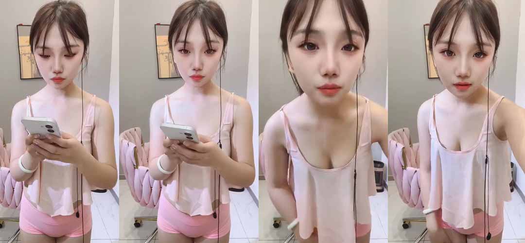 Hot girl Buom Nho Bigo Live Stream nóng bỏng dễ thương