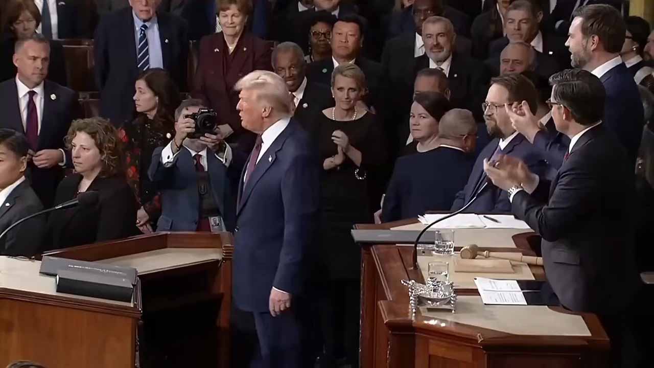 Trump Clarity Act Crypto Regulation, U.S. Crypto Policy Update 2026, Clarity Act Impact On Cryptocurrency Market, Digital Assets Regulation United States, Crypto Market Liquidity After Regulation, Bitcoin Ethereum Regulatory Impact Analysis, Government Policy Effect On Crypto Markets, Institutional Investment Crypto Regulation U.S., Future Of Crypto Regulation In America, Blockchain Policy Framework United States, Crypto Market Growth Factors Regulation, U.S. Lawmakers Digital Assets Legislation, Kevin Cramer Crypto Regulation Warning, Government Regulation Impact On Crypto Industry, Why Crypto Companies Leaving The U.S., Crypto Market Policy Risk United States, Future Of Cryptocurrency Regulation In America, U.S. Crypto Policy Debate 2026, Clarity Act Cryptocurrency Regulation Explained, Crypto Innovation Moving Overseas Analysis, Global Crypto Regulation Comparison U.S. Europe China, U.S. vs China Crypto Development Race, Breaking news protest, Breaking political news, Breaking news America, Breaking news video, Breaking news USA, Breaking world news, Donald Trump breaking news, Breaking news today