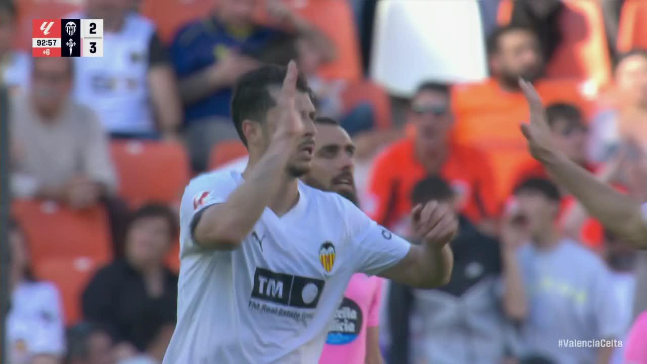 VIDEO Valencia 2-3 Celta Vigo Full Highlights All Goals 2026.04.05, See results Valencia 2-3 Celta Vigo all goals & highlights, Valencia Full Goals Highlight, Celta Vigo Full Goals Highlight, La Liga Highlight, La Liga Full Goals Highlight, La Liga Full Highlight, Latest Football Full Highlights, Latest Football Highlights, Result Football Today 2026-04-05, Kết quả bóng đá hôm nay 2026-04-05