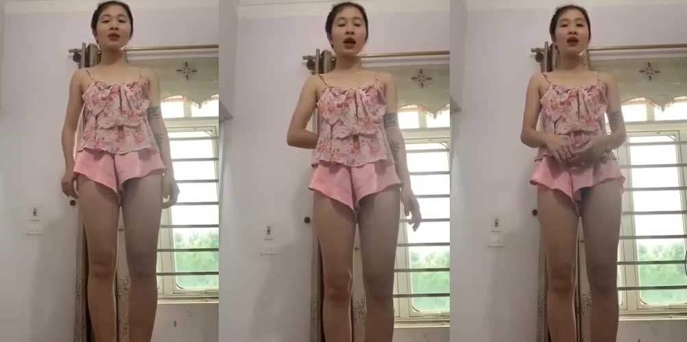 Clip em Huong Soc Son chân dài livestream lộ hàng BIGO