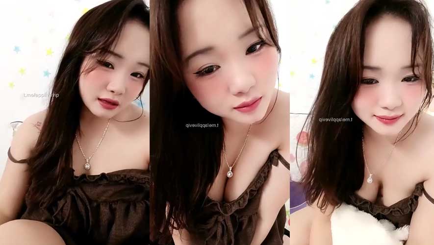 Full live hot em Suane 2k5 xinh như diễn viên show hàng