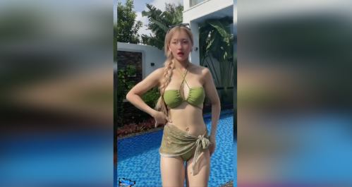Clip gái Việt xinh Bikini Gợi Cảm lắc Mông Đít Sexy