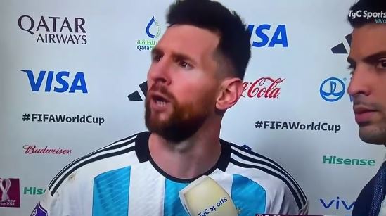Clip Messi curses Wout Weghorst player as an idiot