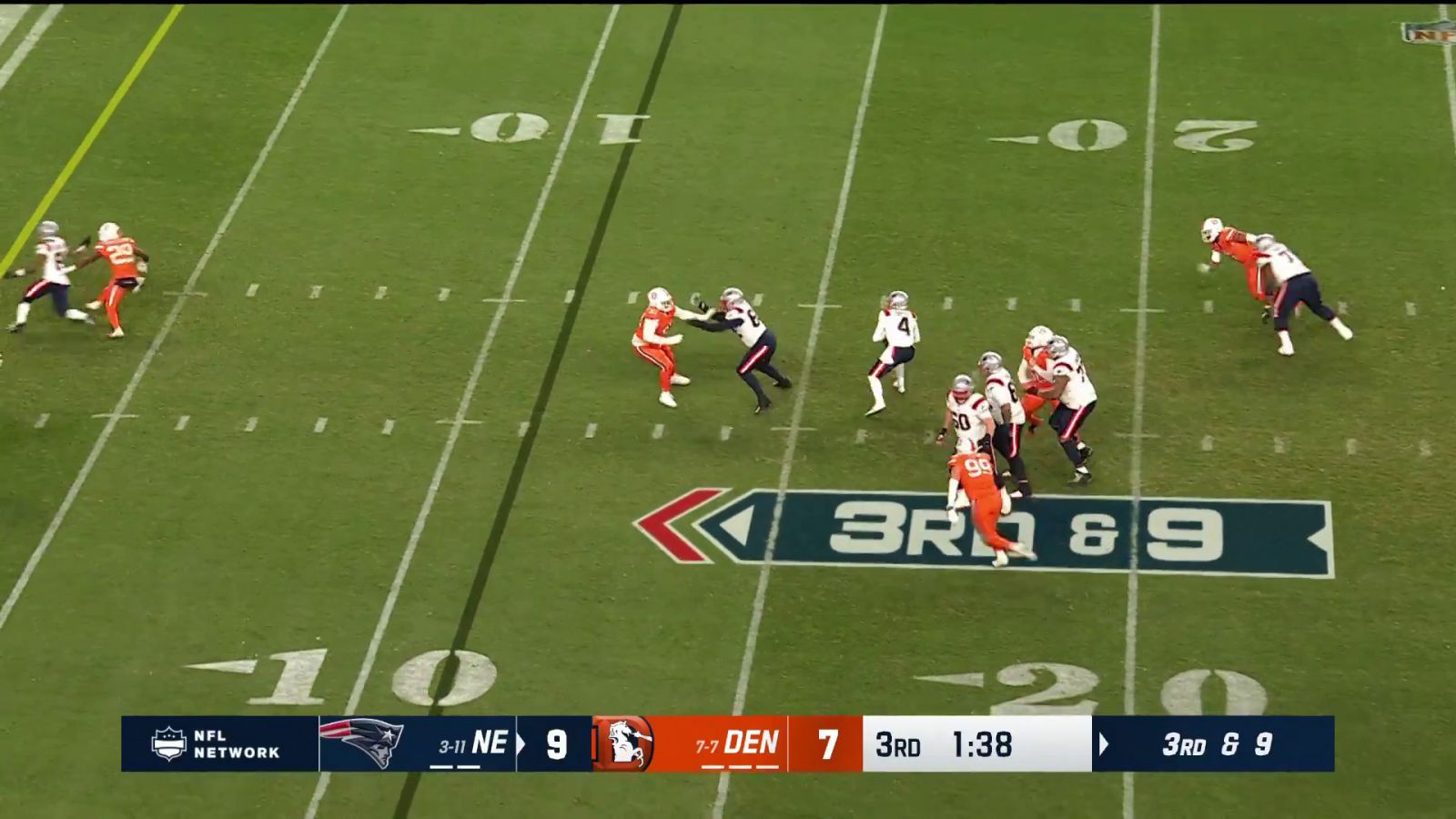VIDEO CLIP Patriots score two touchdowns in six seconds after Broncos kickoff blunder