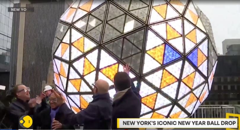 Video New York Happy New Year 2024 With Iconic New Year Ball Drop