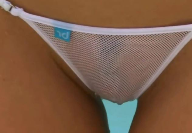Clip gái xinh Bikini Micro Mỏng Tanh Ngực Khủng Mông To Háng Rộng Khiêu Gợi Cùng Cực